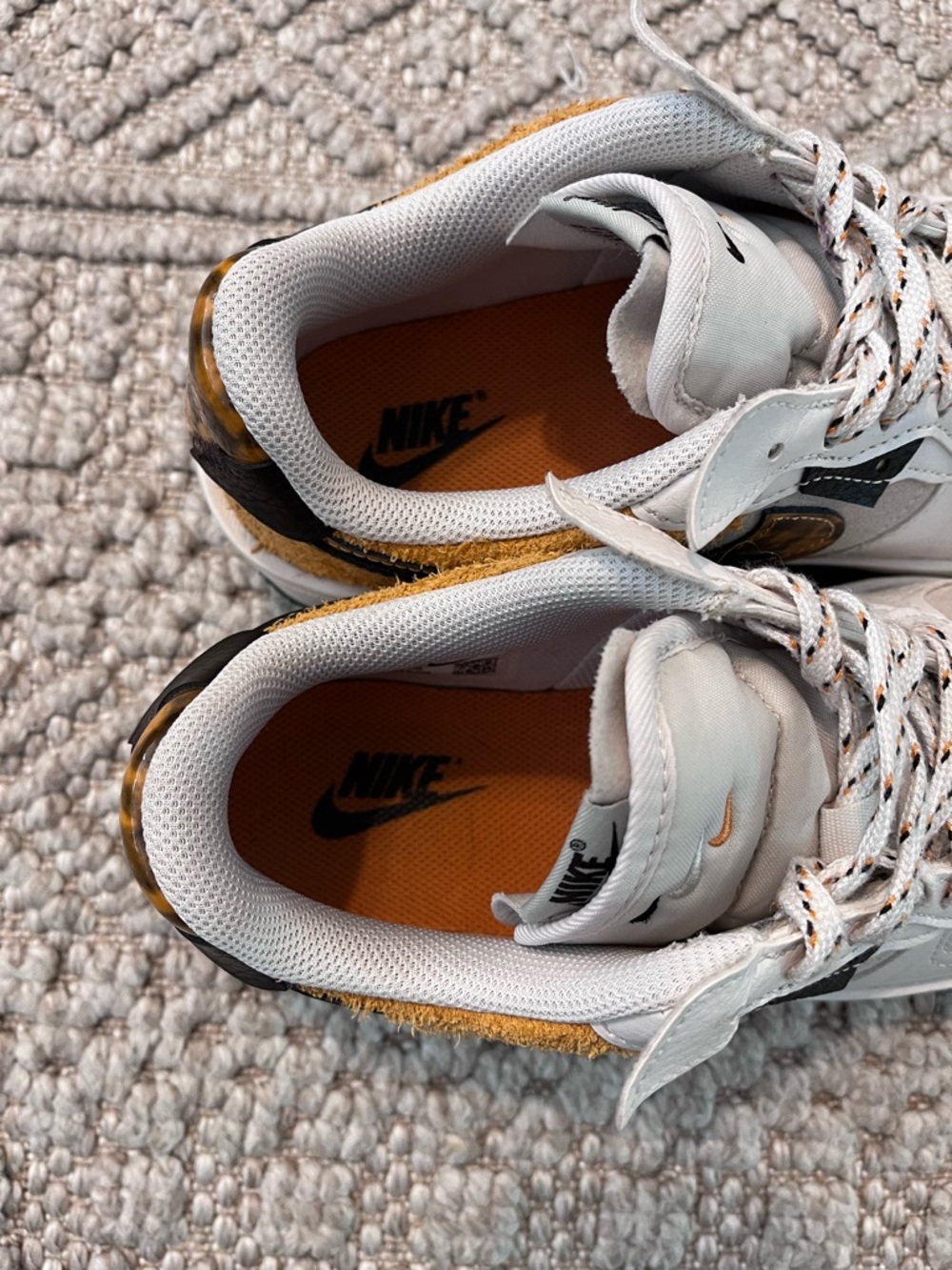 Nike Air Force Fontanka Shoes - Picture 6 of 10